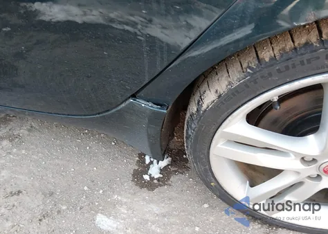 2017 Jaguar Xe 35T Prestige z USA, uszkodzony, nr VIN SAJAK4BV1HA972874